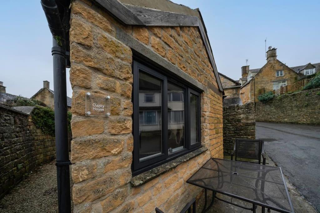 Chic Cotswold Tiny Home - Oddity House Blockley Exterior photo